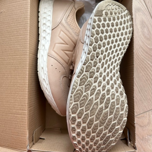 COPY - New Balance 574 Fresh Farm Runners - Picture 4 of 8